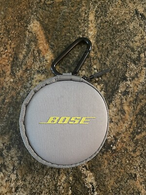 #ad Bose Mini On Ear Wired Headphone Vintage Case With Belt Clip 3.5quot; X 3.5quot; $9.75