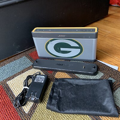 #ad Special Addition Bose Soundlink III Green Bay Packers III with charging cradle $349.00