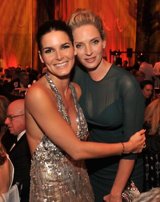 #ad Angie Harmon And Uma Thurman Hugs For The Photo 8x10 Picture Celebrity Print $3.98