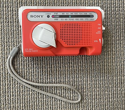 #ad SONY ICF B01 FM AM SELF POWERED EMERGENCY RADIO BROKEN CRANK ORIG OWNER $24.99